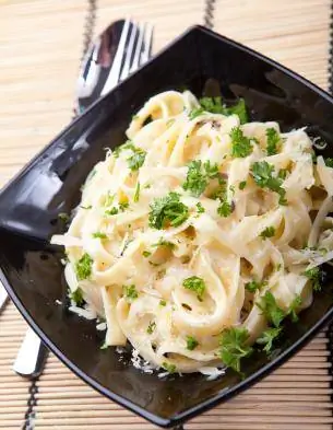 Fettuccine al parmigiano-reggiano