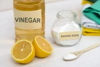 citrónová šťava a pranie sódy bikarbóny