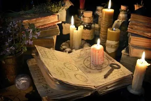 Rzadkie książki okultystyczne: przewodnik po literaturze magicznej