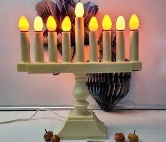 Menorah électrique vintage en plastique ivoire