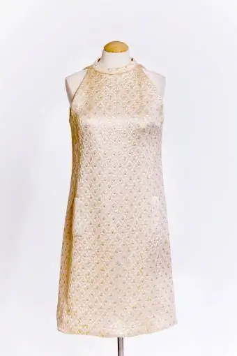 60 के दशक की पुरानी ब्रोकेड पोशाक