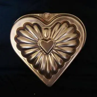Molde de gelatina de San Valentín en forma de corazón de cobre
