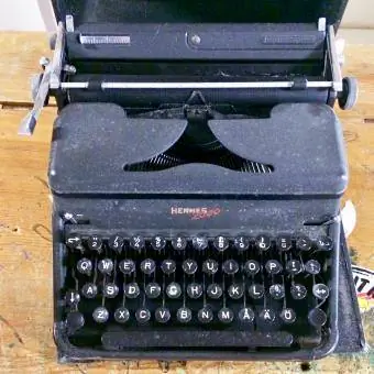Hermes skrivemaskine model 2000