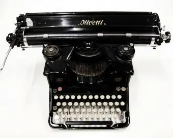 Mesin tik Olivetti M40