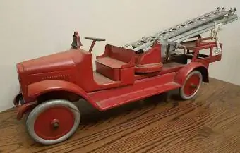 Rebríkové hasičské auto Buddy L z roku 1920