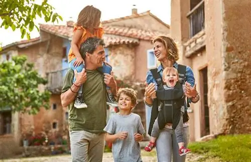 Ģimenes dzīve Spānijā: unikālas vērtības un tradīcijas