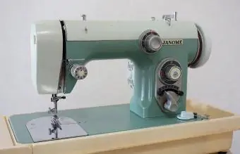 Janome siuvimo mašinos modelis 670