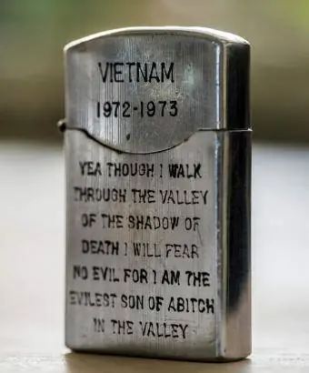 Accendino Zippo dal Vietnam 1972-1973