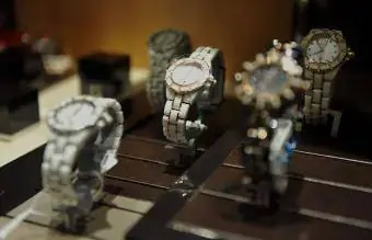 Parodoje matomi „Bulova“laikrodžiai