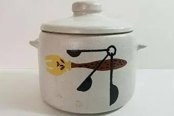 West Bend Measuring Spoon Cookie Jar fra ebay.com/usr/crowhillcuriosities