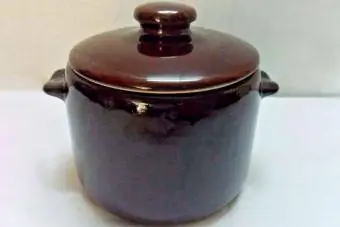 West Bend Bean Pot Cookie Jar fra ebay.com/usr/pndpics