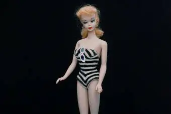 Prva punčka Barbie je bila izdelana leta 1959