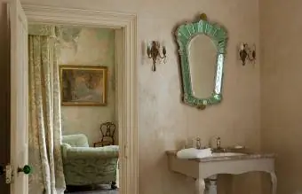 specchio vintage in bagno