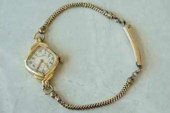 Klasyczny zegarek Hamilton na bransoletce koktajlowej