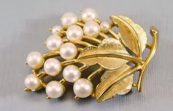 Trifari Pearl Brooch