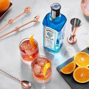 Bombay Sapphire London Qhuav Gin