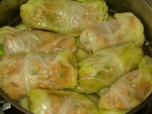 Masarap na Recipe ng Cabbage Roll