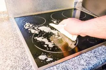 Ceramic hob, induction hob tu