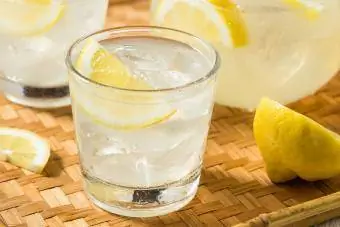 Tequila na Lemonade