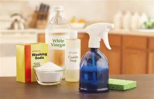 Jednoduché DIY univerzálne dezinfekčné čistiace prostriedky
