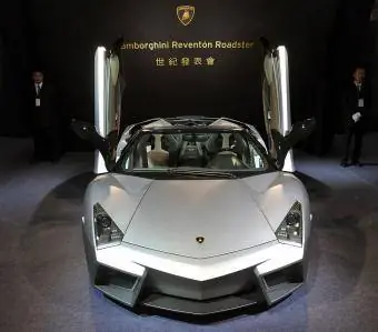 Lamborghini'nin son Reventon Roadster'ı