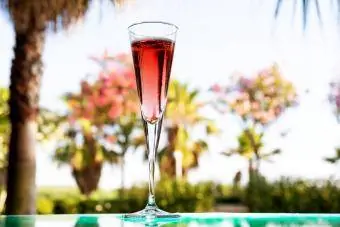 Kir Royal qədəhi