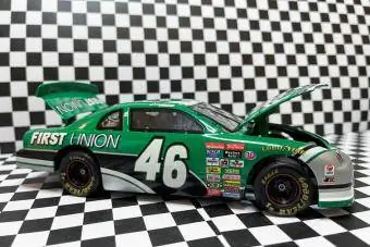 Wally Dallenbach 1997 1/24 NASCAR Diecast First Union Chevy Monte Carlo av Action Racing