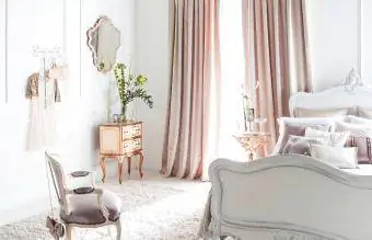 Dormitorio de estilo rústico francés