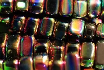 Perle lucide di ematite arcobaleno