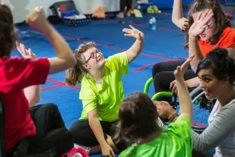 bambini con disabilità al campo