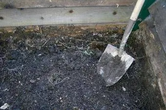 Корекция на тежка глинеста почва