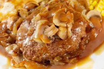 Hamburger Steak nrog Gravy