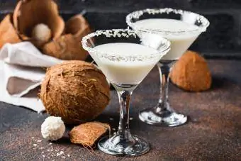 nueces para coctel de coco