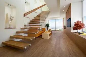 Модерен тавански апартамент с вътрешно стълбище