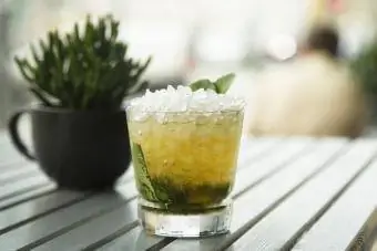 Crown apple julep