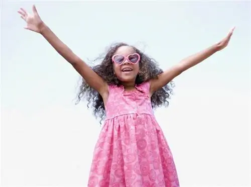Kaip užauginti savimi pasitikintį vaiką: 10 auklėjimo strategijų