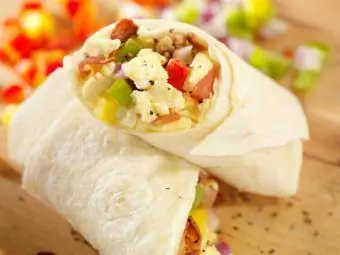 Bữa sáng Burrito với trứng bác