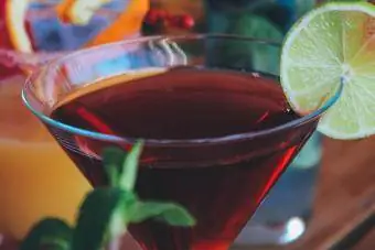 Cocktail mật hoa Jäger