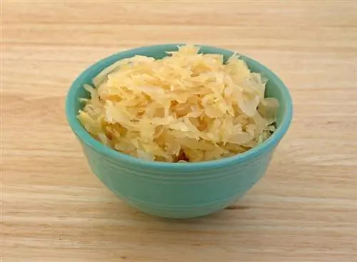 Paano Magluto ng Canned Sauerkraut