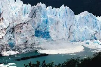 Vala e cunamit e shkaktuar nga pjellja e akullnajës Moreno