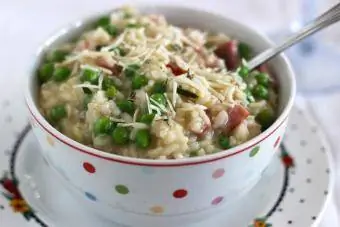 Jambon va no'xat Risotto