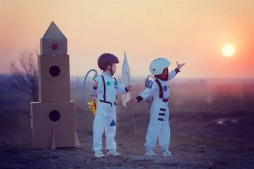 12 παιχνίδια στο διάστημα για παιδιά για να παίζουν προσωπικά και στο διαδίκτυο