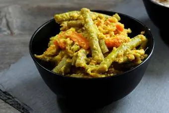 Aviyal zeleninové jedlo