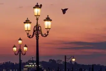 Pouličné svetlá v Benátkach, Taliansko