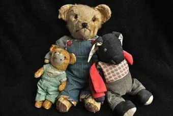 Antika ve vintage oyuncak ayılar