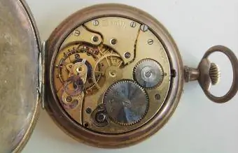 Reloj de bolsillo Zenith en el interior.