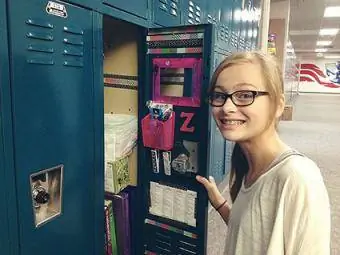 Gebruik van magnetische clips in lockerdecoratie