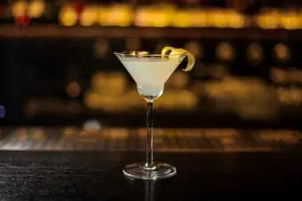 Cocktail de damă albă