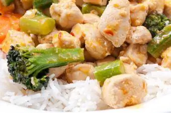 Curry di pollo e verdure