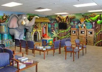 Sala de recepção no Teays Valley Pediatric